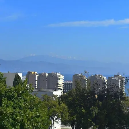 Apartment In Torremolinos Near Playamar Beach Appartamento *
